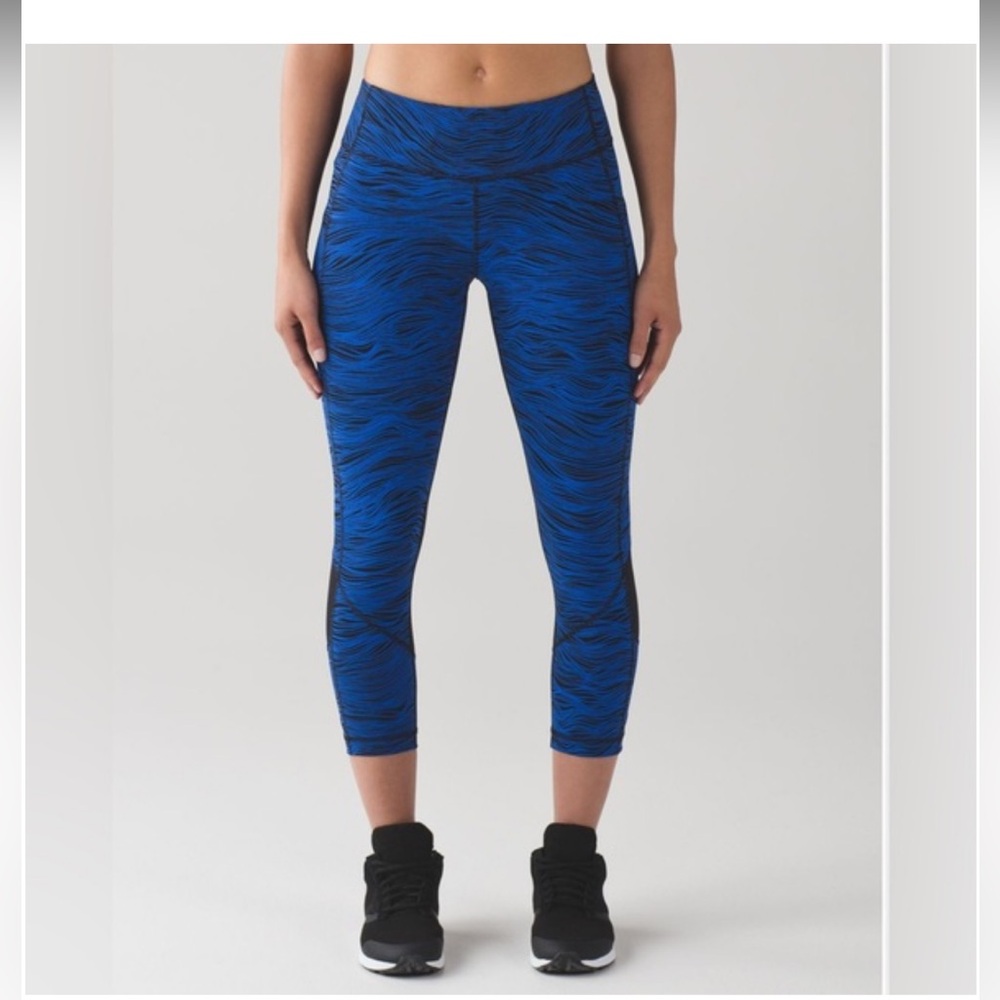 Lululemon Pace Rival Crop (22") - Size 6